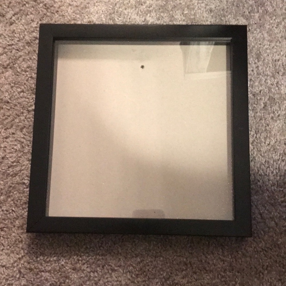 Shadow box